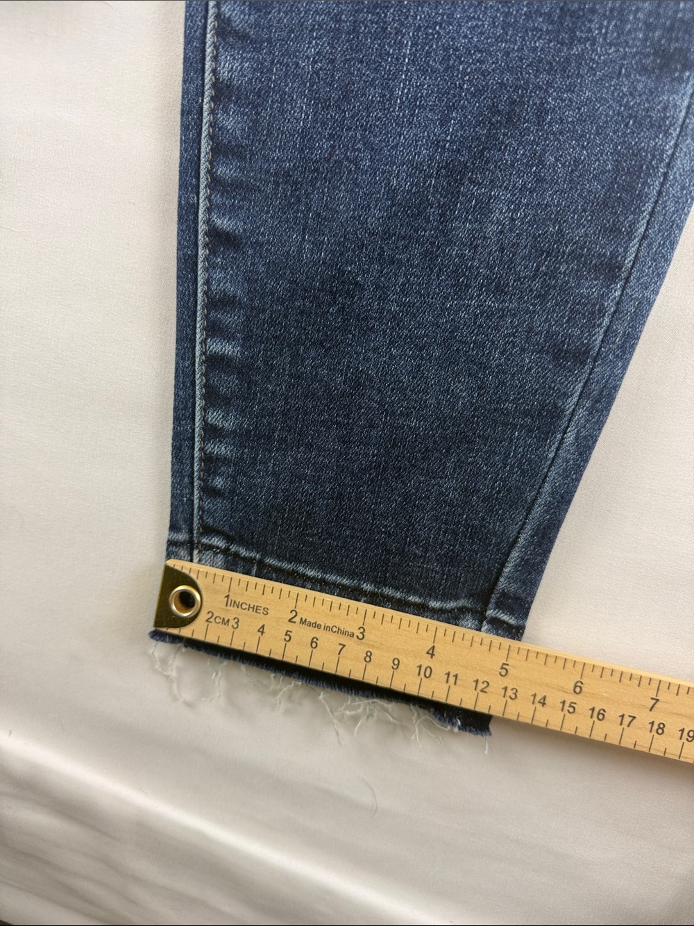 Judy Blue High Rise Skinny Jeans Raw Hem Ankle Women's Size 31 - Picture 3 of 10